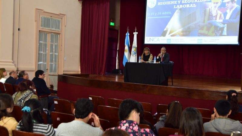 Con más de 300 participantes iniciaron las X Jornadas en Higiene y Seguridad Laboral