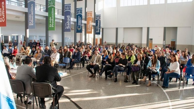 Educación presentó el nuevo sistema de evaluación para el nivel secundario