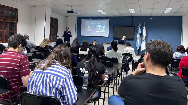 Facultad de derecho: "Acá está el hijo de Rojas"