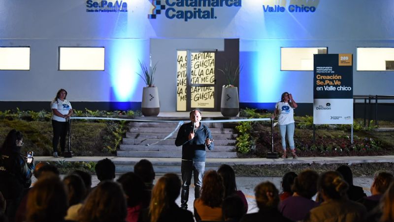 Gustavo inauguró la Se.Pa.Ve. de Valle Chico