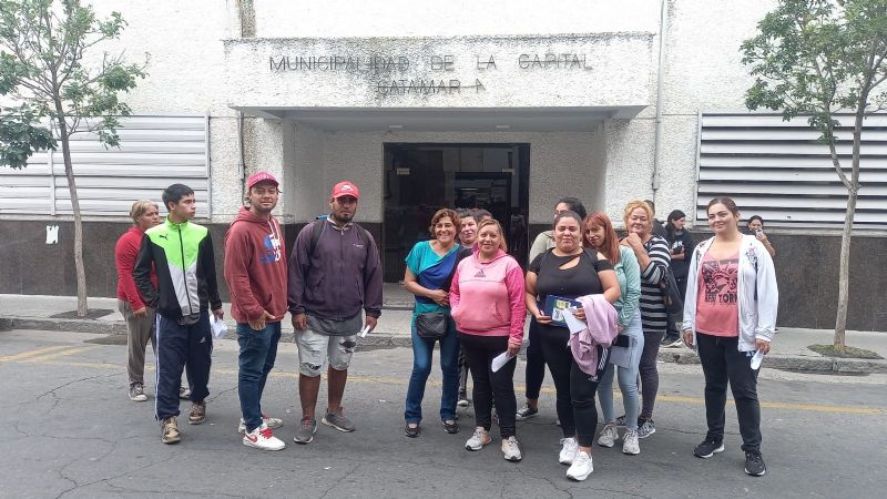 Mujeres del barrio Portal del Norte piden becas