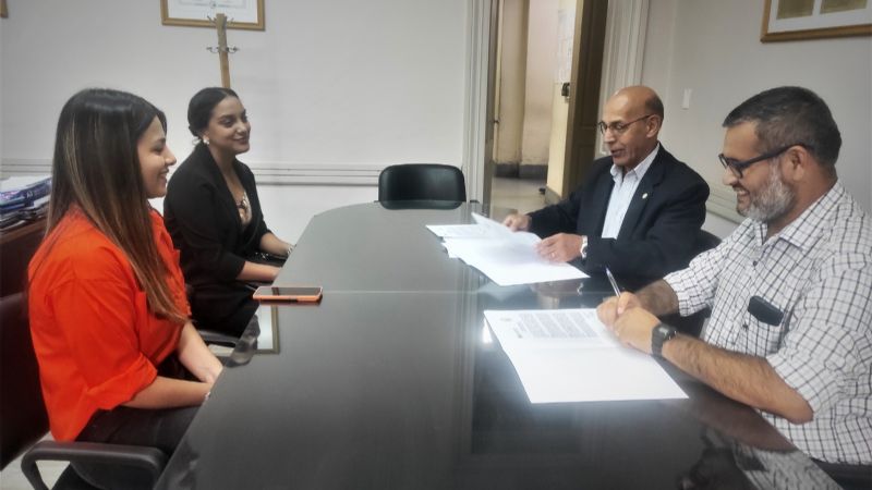 Estudiantes de arquitectura de la UNCA practicarán en la actividad privada