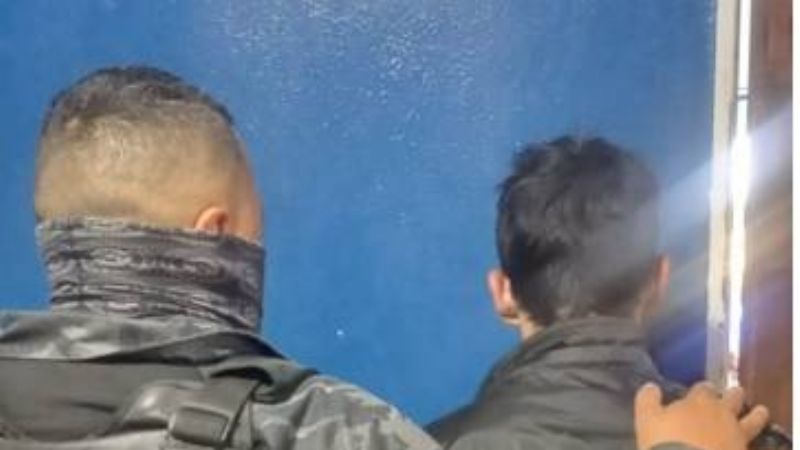 Le pegó a su pareja embarazada