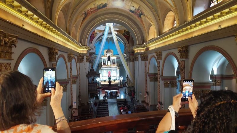 La Catedral y sus secretos, atrapan a los turistas