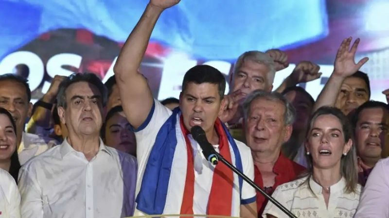 Santiago Peña será el nuevo presidente paraguayo