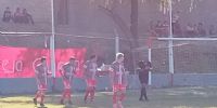 LA SOLEADA SIESTA CHACARERA vio ganar a Coronel Daza 4-1 sobre Villa Dolores.