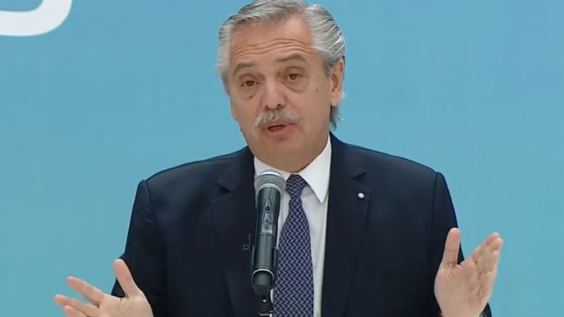 "No me bajé de ningún lado, no puedo estar abocado a una campaña"