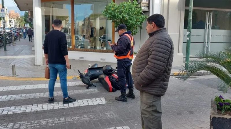 Choque en Sarmiento y Esquiú