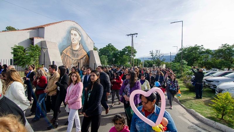 Urbanc le pidió a los candidatos que se pongan al servicio de la Patria con "desinterés"