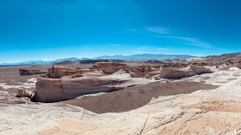 Hablitación de la primera agencia de turismo en Antofagasta de la Sierra