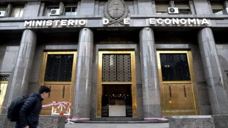 Suben la tasa de interés y dan facilidades de pago para deudas