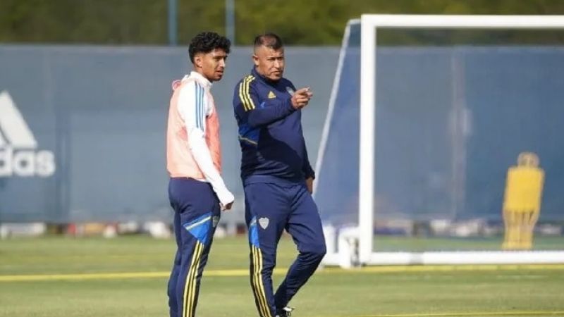 Medina de "cinco", otro hallazgo de Almirón