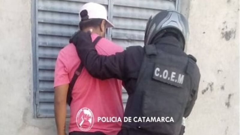 Intentó robar una moto