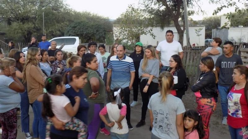 Capital pondrá transporte gratuito para los alumnos de Bajo Hondo