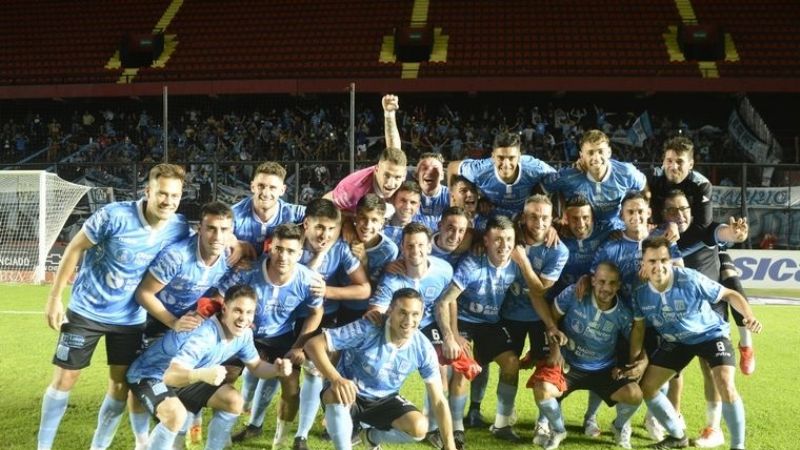 Estudiantes de Río Cuarto eliminó a Atlético Tucumán