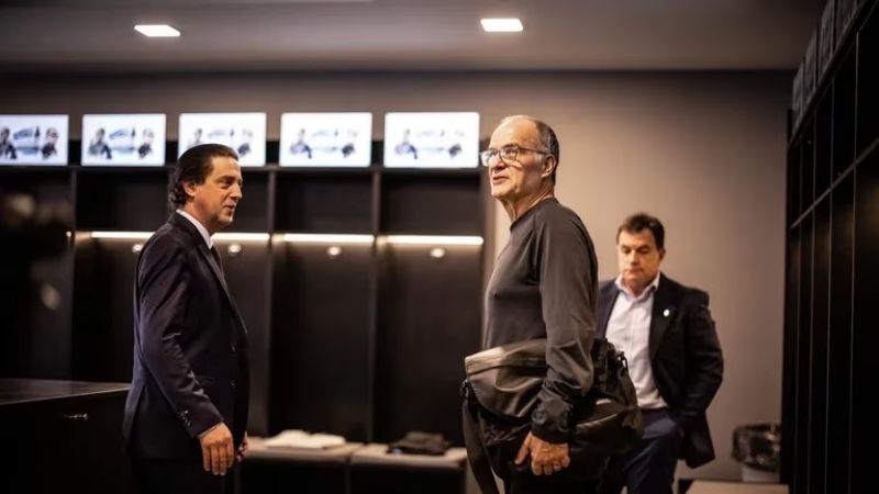 Bielsa fue presentado como DT de Uruguay