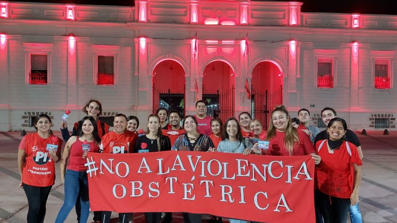 Rojo contra la Violencia Obstétrica