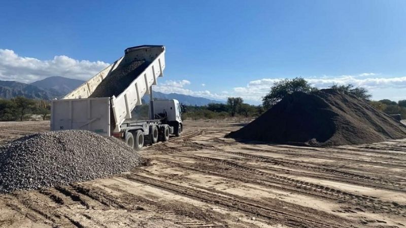 Vialidad trabaja en el Puente de San José en Santa María