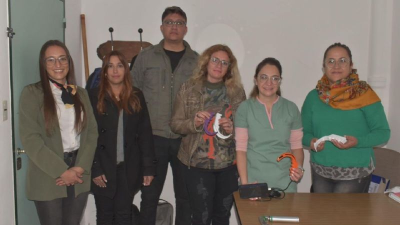 Diseñan y entregan laringoscopios impresos en 3D al Hospital Regional de Santa María