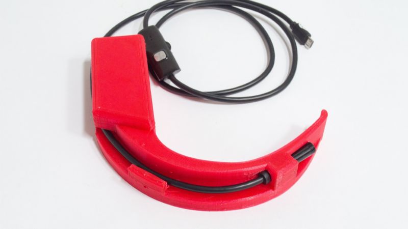 Diseñan y entregan laringoscopios impresos en 3D al Hospital Regional de Santa María