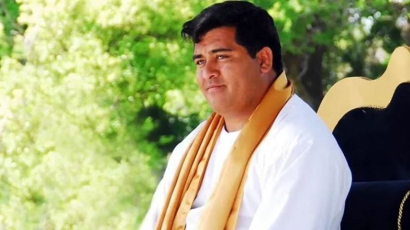 El "Maestro Amor" en libertad condicional