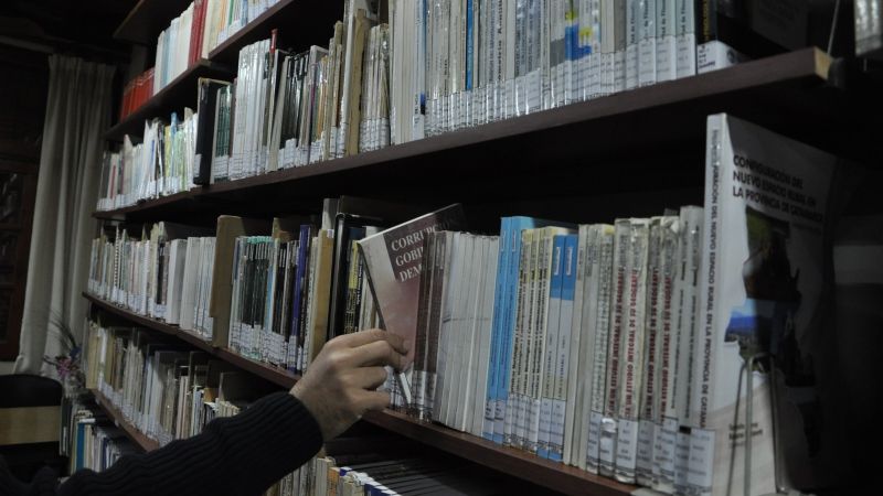 UNCA: más de 20 nuevos libros sobre violencia de género en la Biblioteca Central