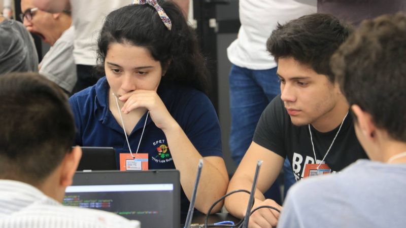Estudiantes ya pueden inscribirse en las Olimpiadas de Informática