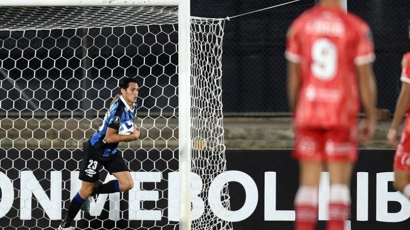 Argentinos empató y sigue invicto en su grupo