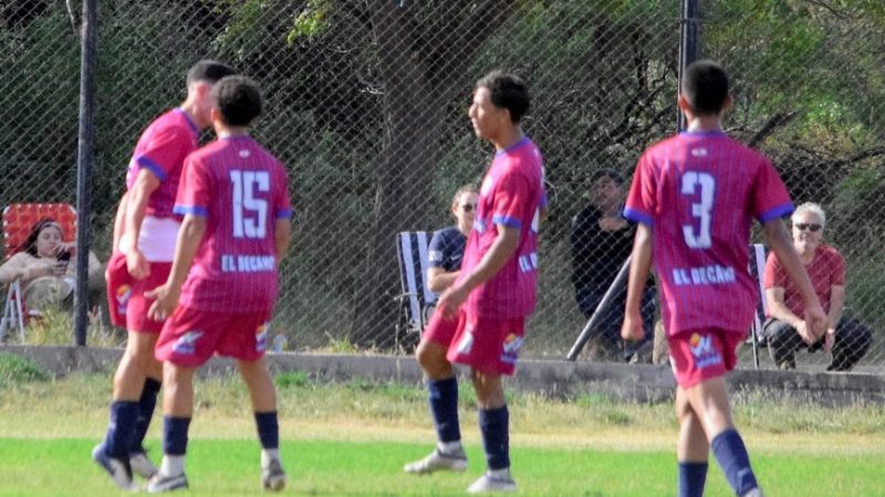 “Poli” líder, invicto y sin goles en contra