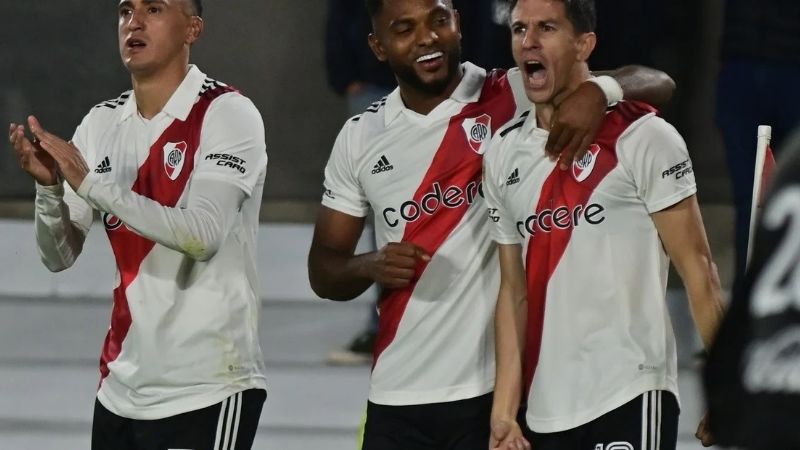 River se recuperó venciendo 2-1 a Platense