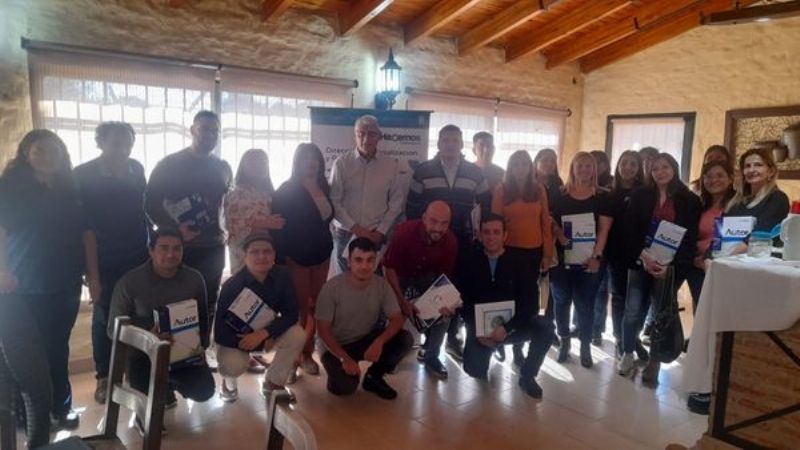 IES: avanza la capacitación en el Sistema Federal de Títulos