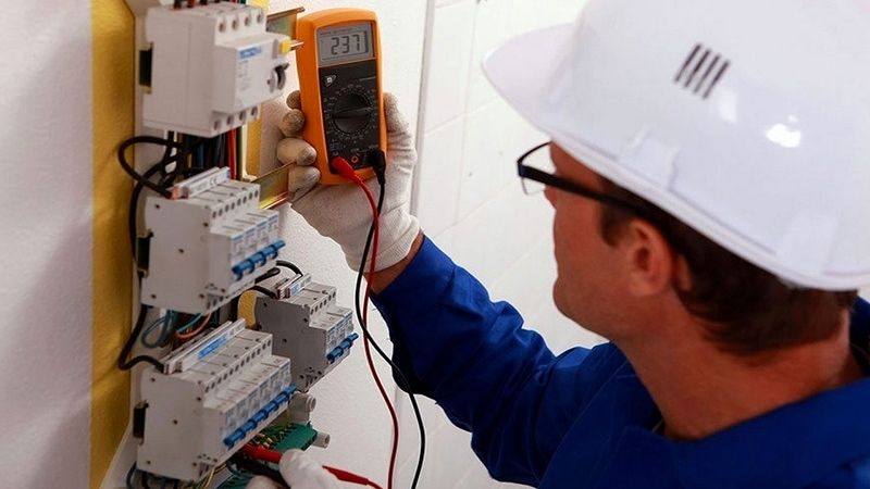 Ofrecen talleres de capacitación en instalaciones eléctricas domiciliarias