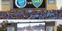EL CARTEL ELECTRÓNICO en un partido por la Liga entre Godoy Cruz y Boca, y ahora que se juega el Mundial Sub20, con la Bandera Argentina, y el el mapa de las Islas Malvinas, tapados. Una vergüenza.