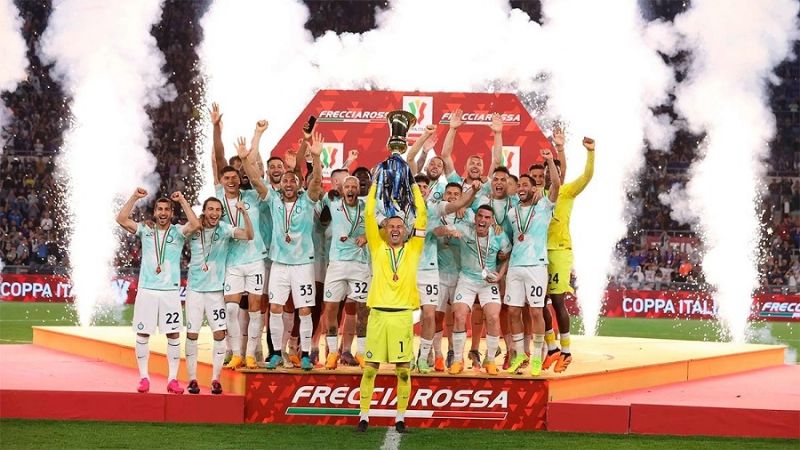 Con doblete de Lautaro, Inter ganó la Copa Italia