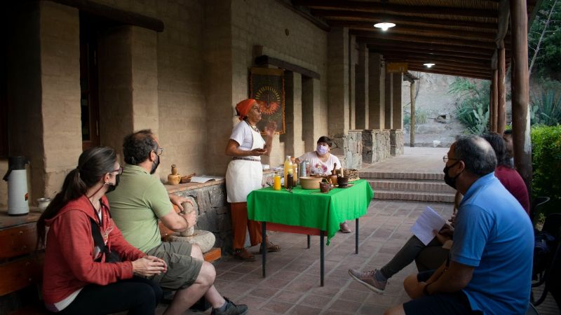 Títeres, talleres y gastronomía en el Pueblo Perdido durante todo el fin de semana