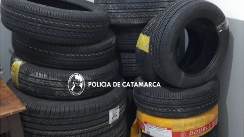 Veintiséis cubiertas incautadas en operativo de control vehicular