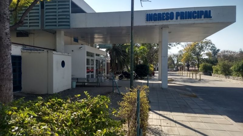 Rápida intervención de efectivos policiales evita una tragedia por asfixia