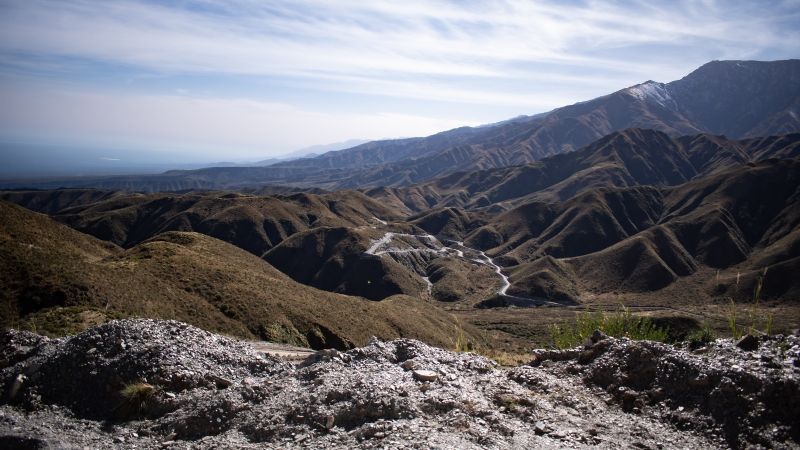 Raúl recorrió toda la traza de la nueva Ruta 14