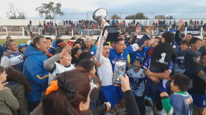 Deportivo Sumalao aplasta a La Banda y se lleva el título en una contundente goleada