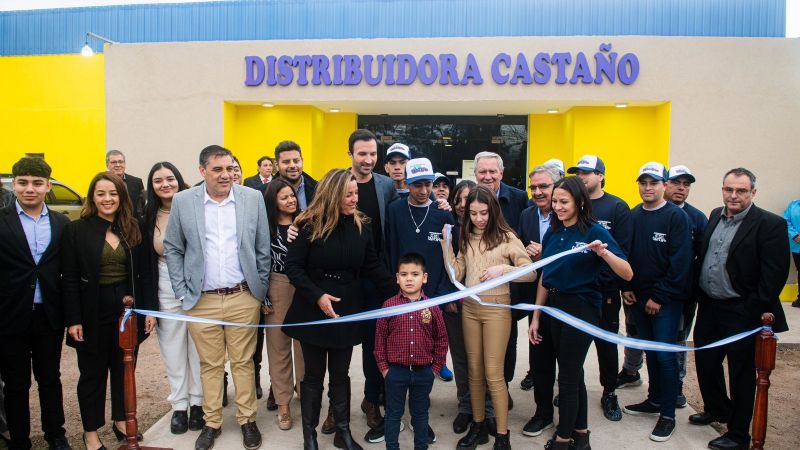 Llevaron adelante la inauguración de nuevo comercio en Valle Viejo
