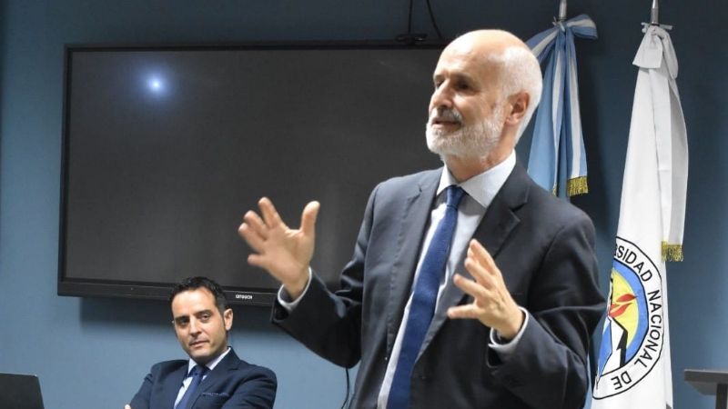 Daniel Escribano: “Estar informado es adelantarse a los hechos”