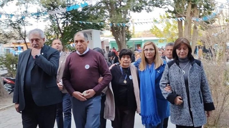 Histórica imposición de nombre a una escuela