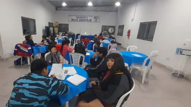 Acompañamiento escolar: iniciaron las tutorías gratuitas en el Club Vélez Sarsfield