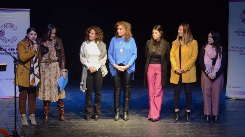 15 mil agentes de la Administración Pública fueron capacitados en Ley Micaela