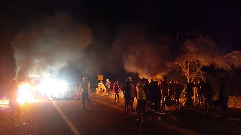 Vecinos tomaron una Delegación Municipal y cortaron en la Ruta 60