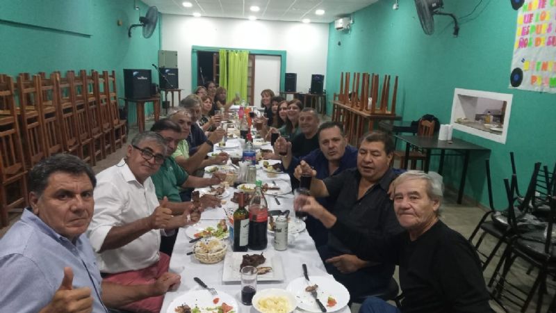 Volvieron a la escuela 40 años después