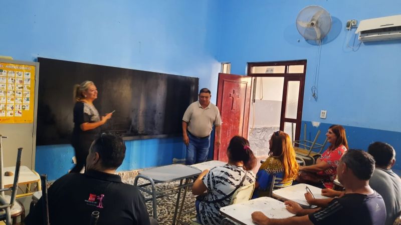 Volvieron a la escuela 40 años después