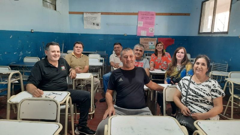 Volvieron a la escuela 40 años después