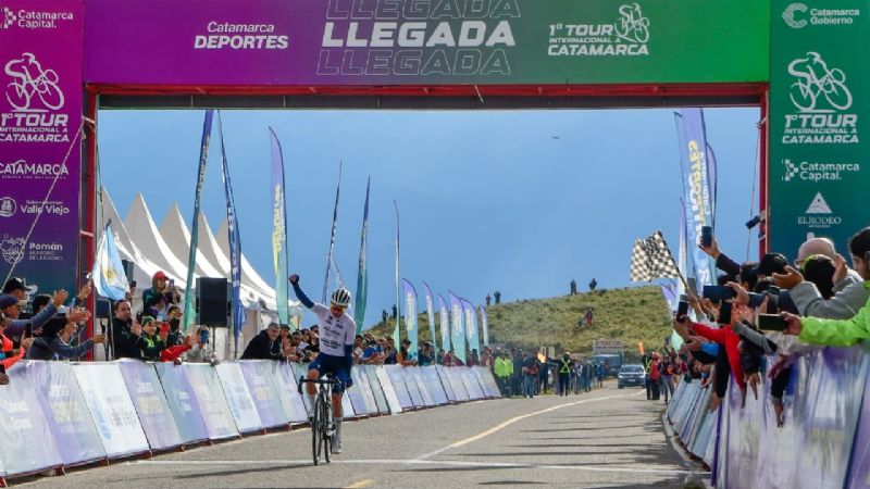 Cierran todas las rutas y calles por donde se corre la carrera de bicicletas