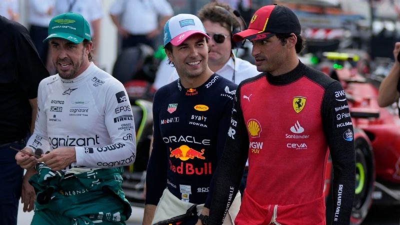 El mexicano Checo Pérez larga adelante en Miami